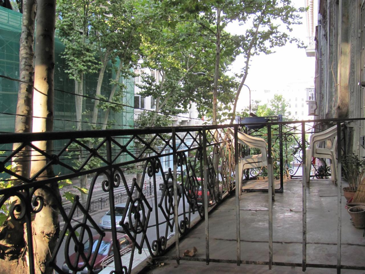 Lucky Travelers Room Tbilisi Exterior foto