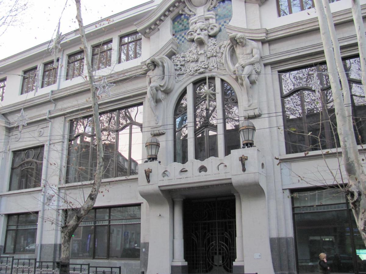 Lucky Travelers Room Tbilisi Exterior foto